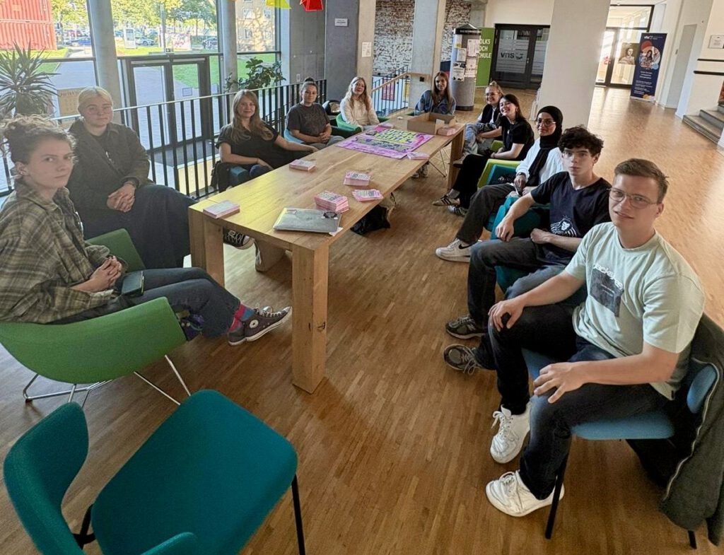 e16fc12c 35dc 4979 a7d1 e10961eb3903 3